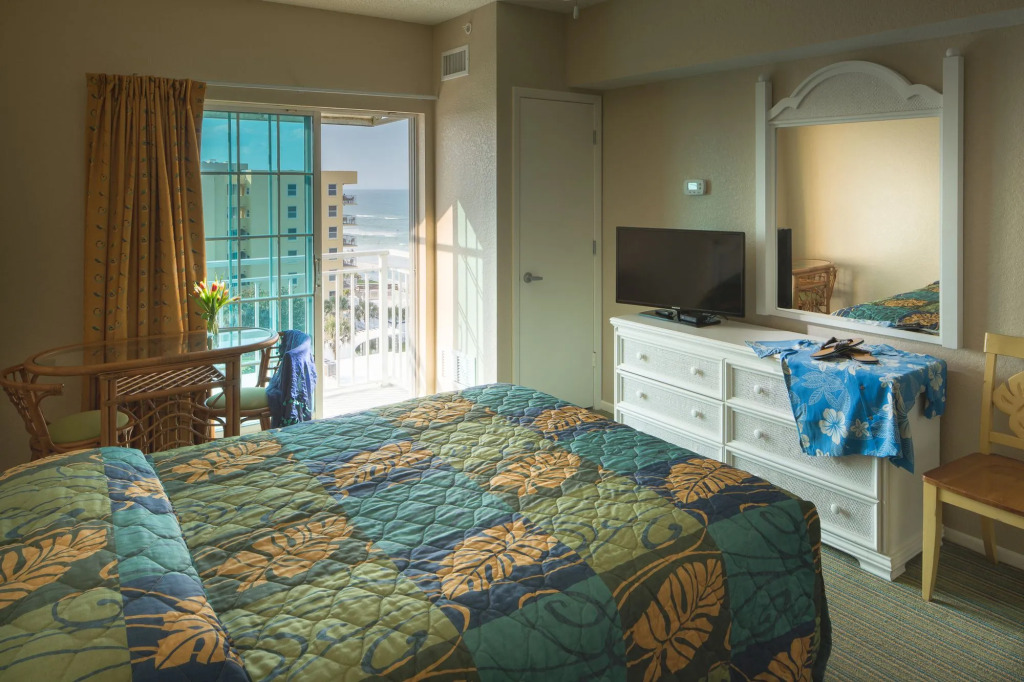 Coconut Palms Beach Resort II, an Ascend Collection Hotel