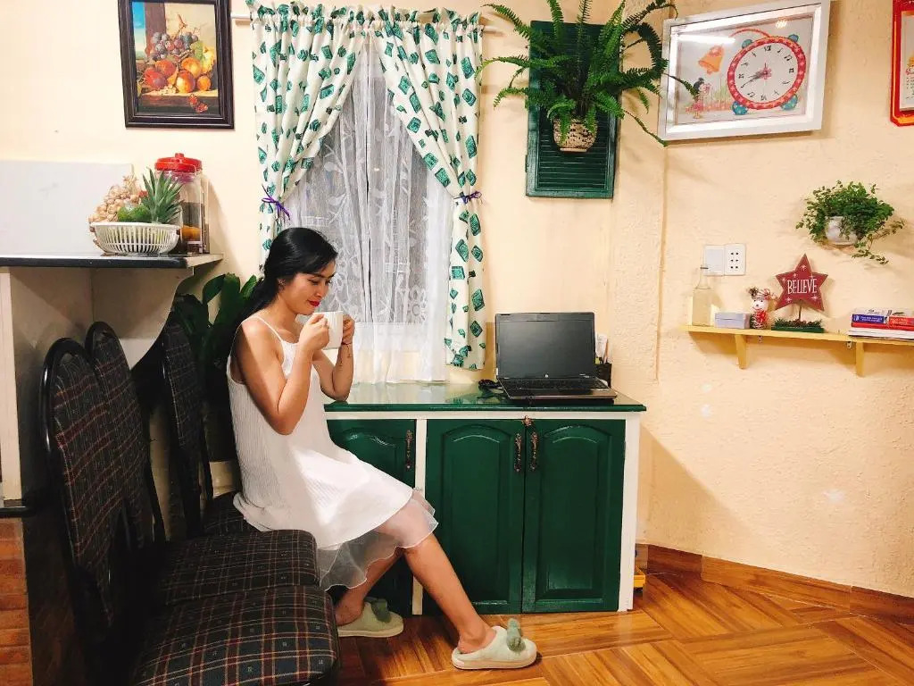 Nhà Tím Homestay