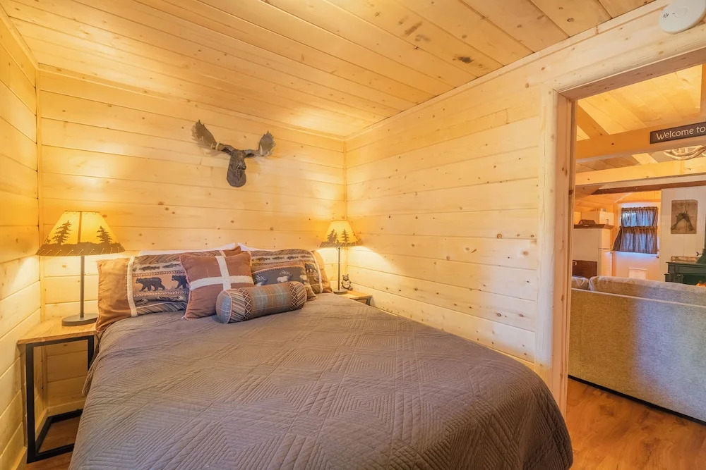 Cozy Pines Retreat