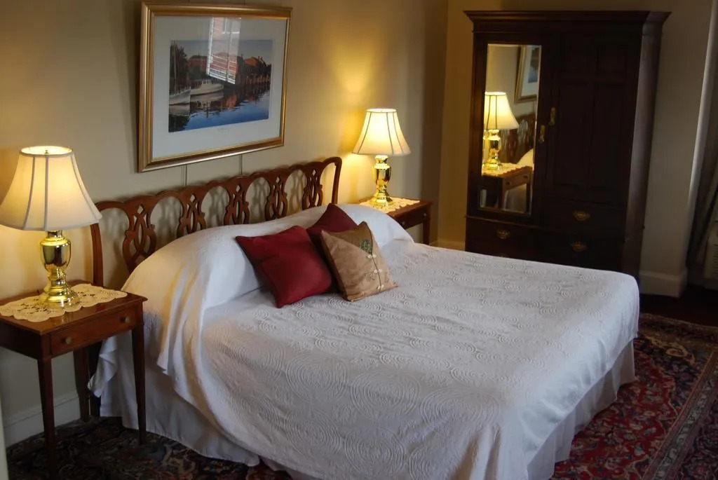 State House Inn