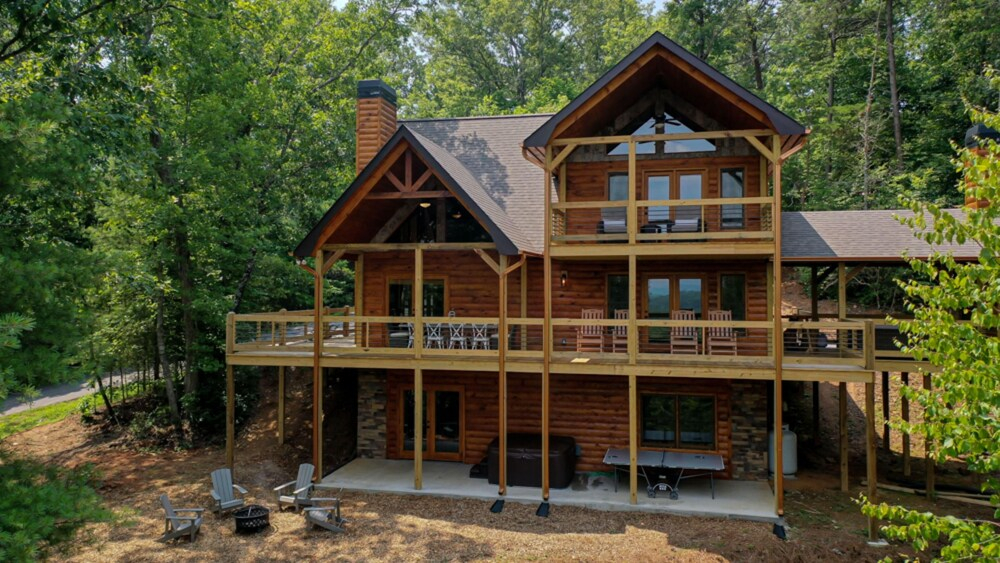 Sasquatch Chalet by Escape to Blue Ridge