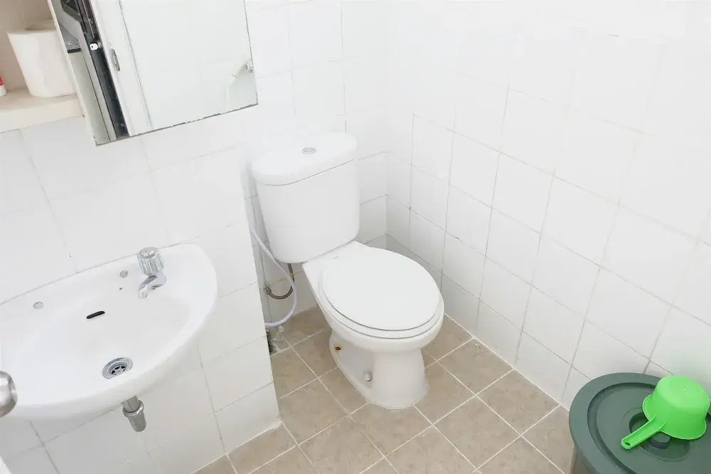 Artistic Studio Room Kebagusan City Apartement