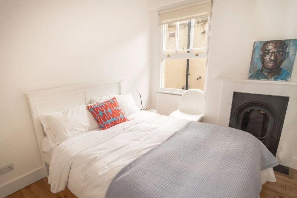The Notting Hill Crib - Beckoning 2BDR Flat