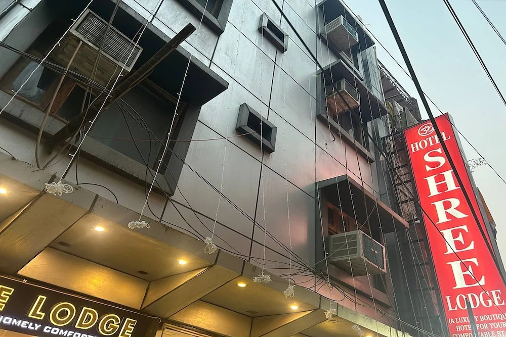 Hotel Re Pose Villa Walking Distance From New Delhi Railway Station and R K Ashram Metro Station
