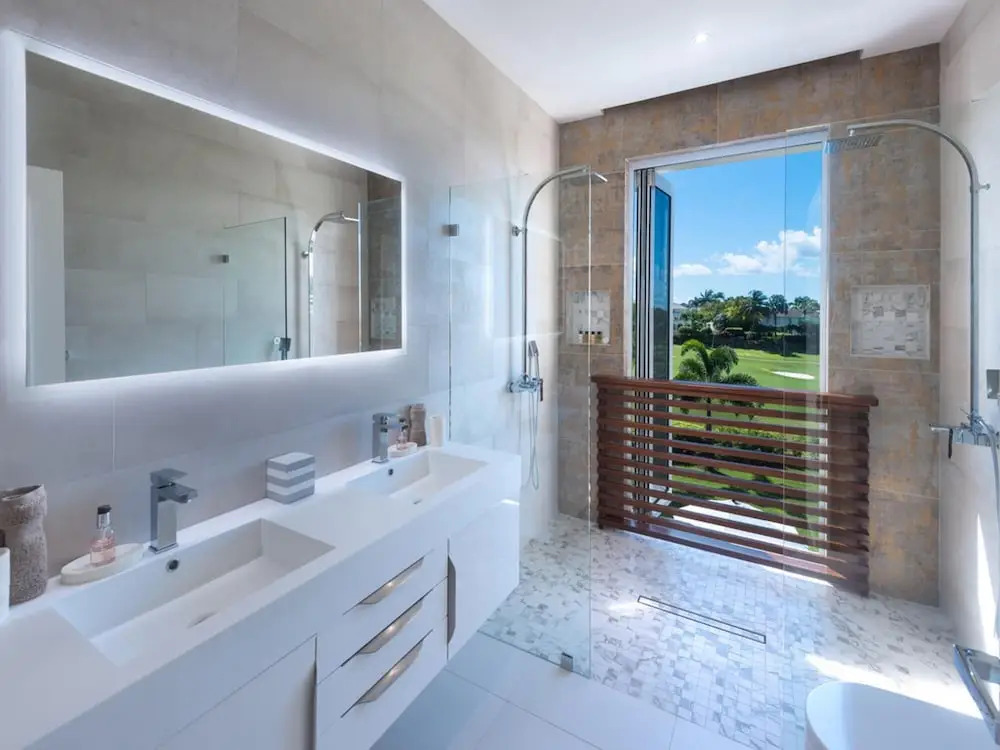 Sunny Vacation Villa 34