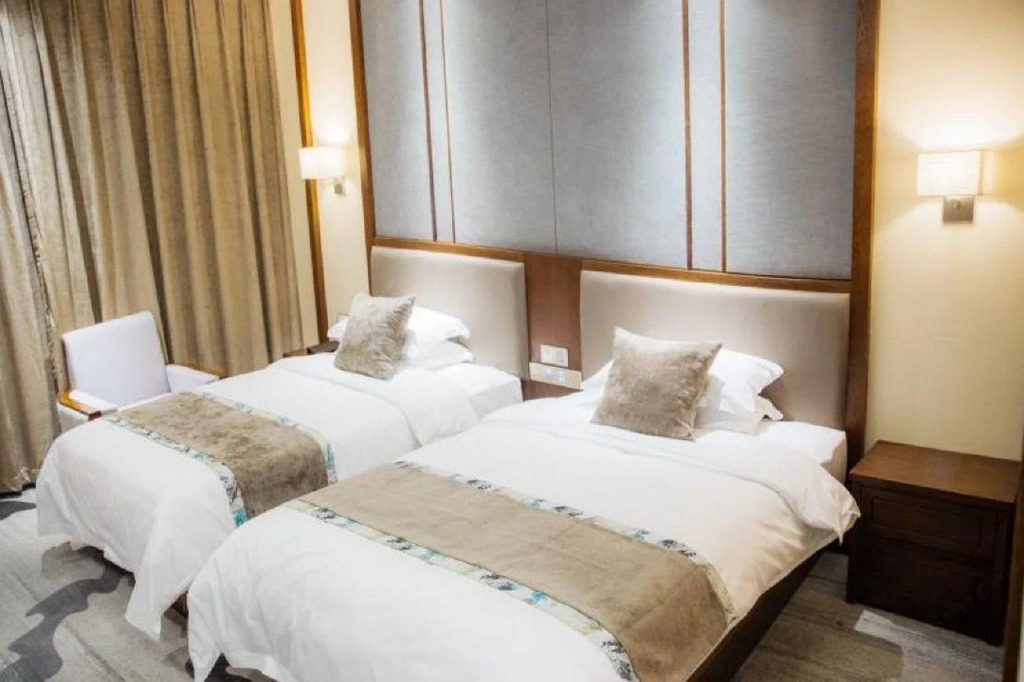 Sheng Bang Hotel