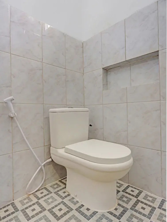 OYO 92524 dCost Homestay