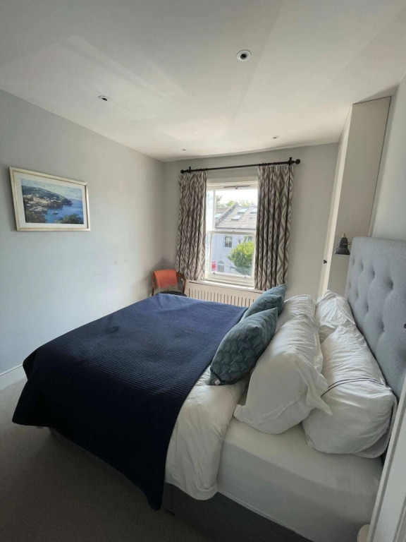 Bright & Stylish 1BD Flat - Wandsworth Town