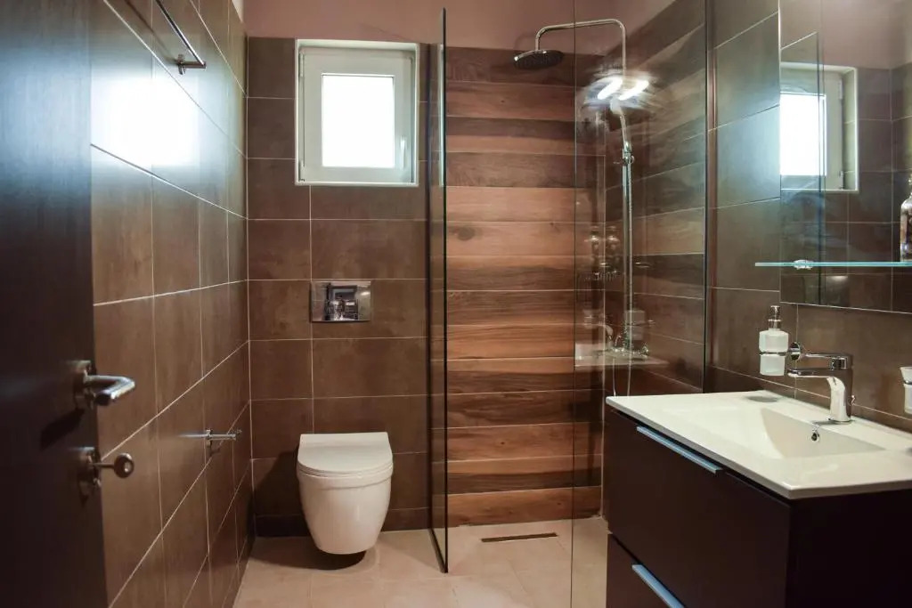 Oreon Suites - Usia