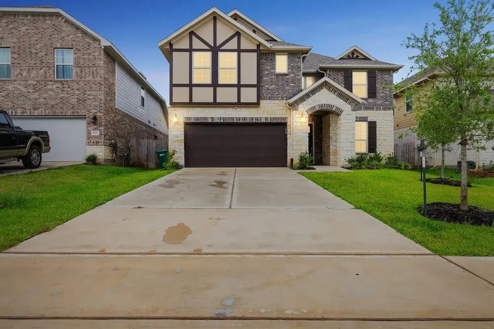 Gorgeous Lake Conroe Home, Affordable Nightly Rent by RedAwning