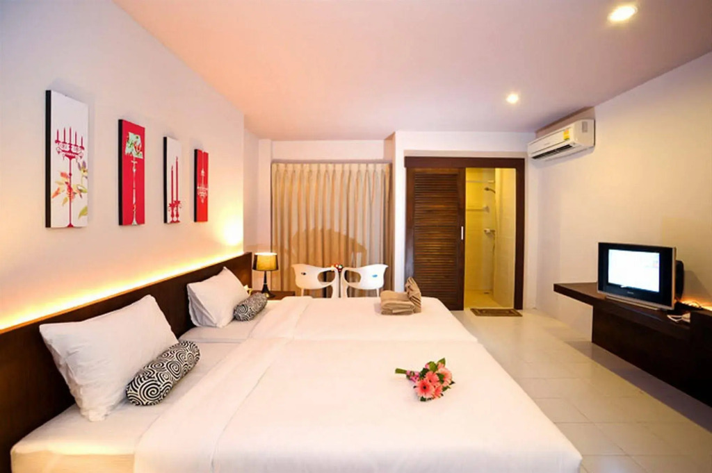 Urban Patong Residence