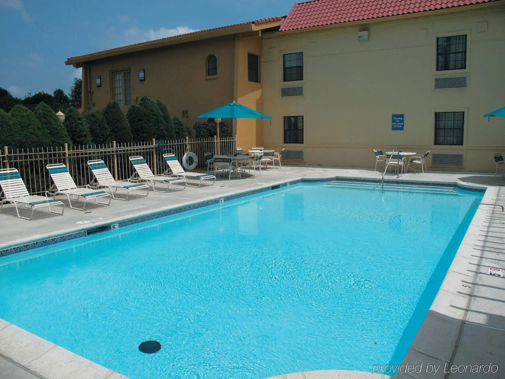 Motel 6-Hazelwood, MO