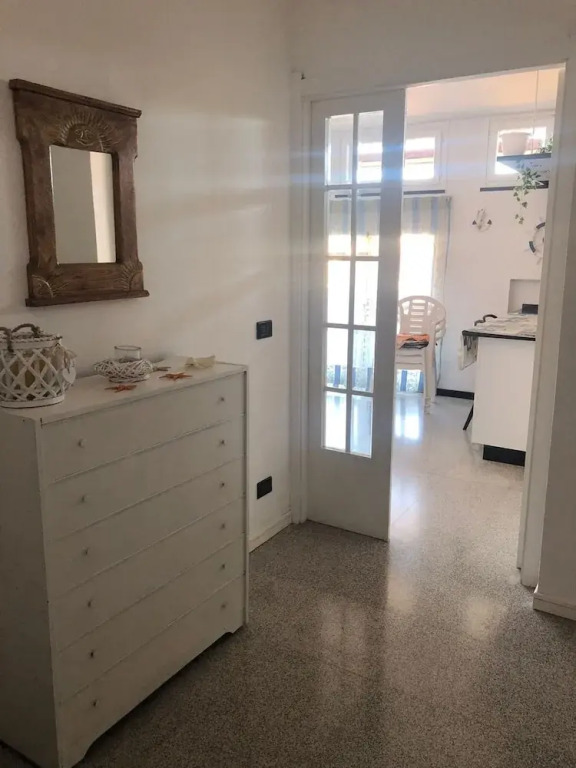 SESTRI MARE 5 AR122 (3 guests)