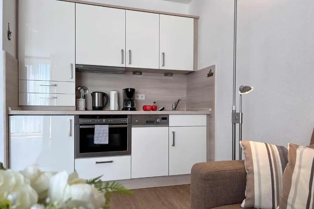 Ferienwohnung-47-mit-Schwimmbad-Sauna-Residenz-Passat-Doese
