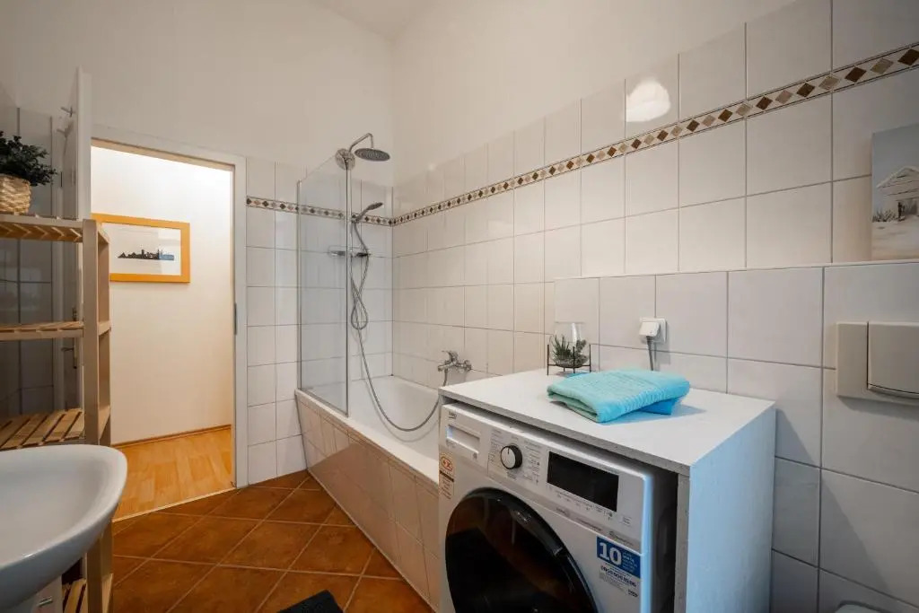 Große Altstadtwohnung im Zentrum, mit Balkon, TOP Lage, 4 Schlafplätzen