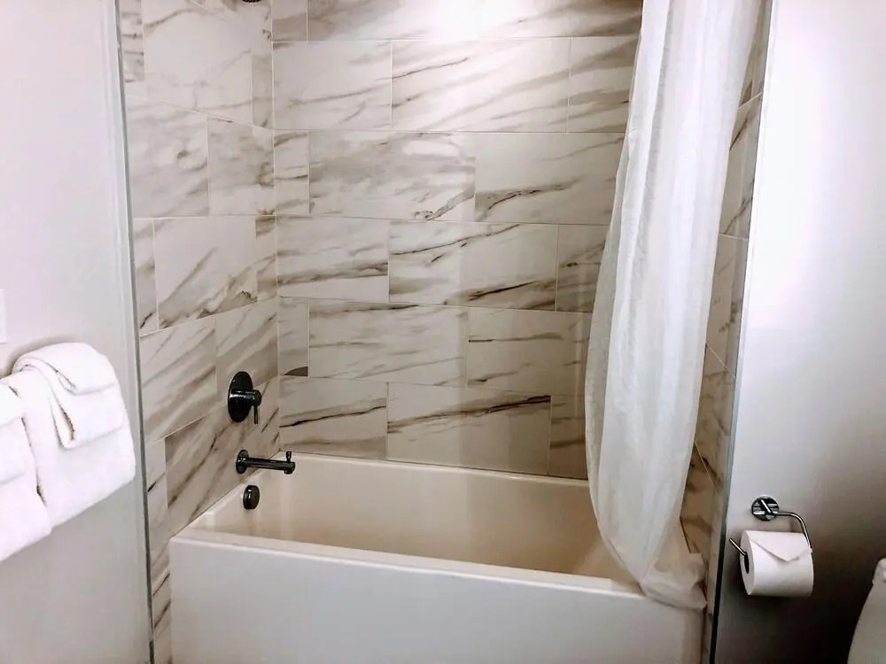 Resort Style Suites in Downtown LA