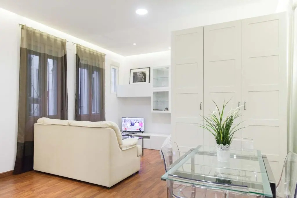 For You Rentals Plaza Dos de Mayo Apartment DP13