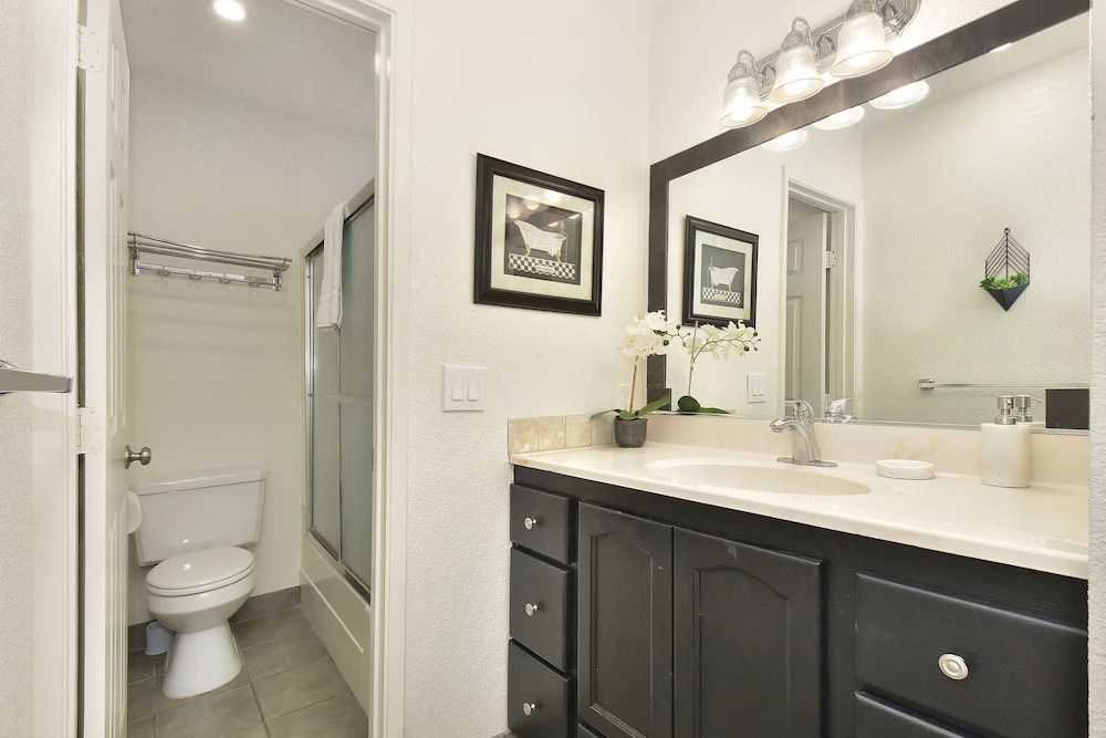 303 35th St 68219 by RedAwning