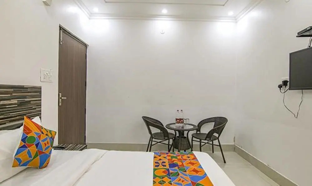 FabHotel Shri Krishna Residency