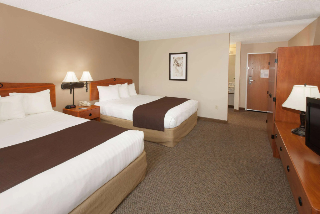 AmericInn by Wyndham Greenville