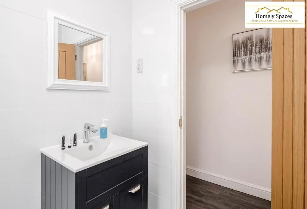The Conduits - 1BR and 2BR Apartments By Homely Spaces Short Lets & Serviced Accommodation