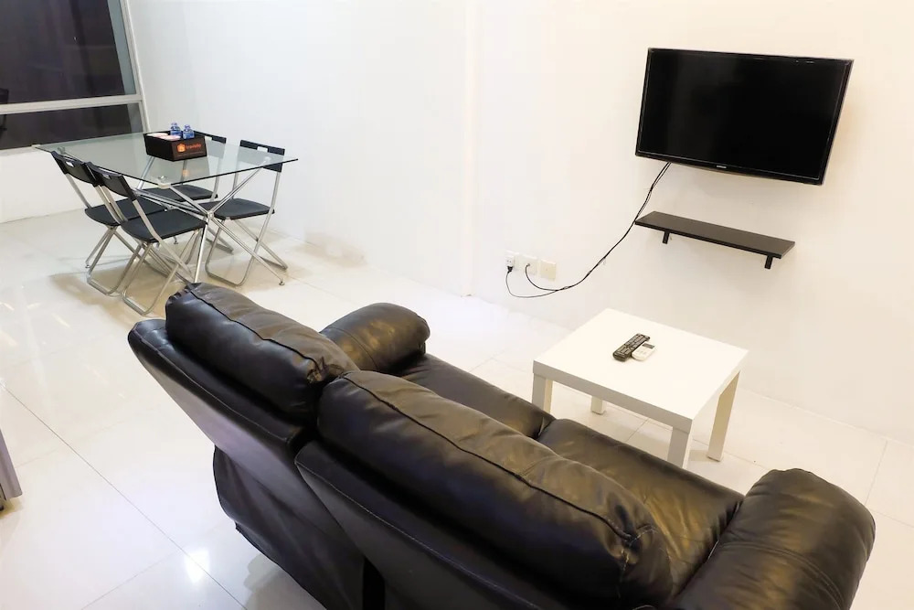 Strategic Location 2 Bedroom Sudirman Park By Travelio