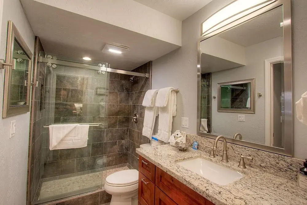 Heavenly Daze 1 Bedroom Condo by Redawning