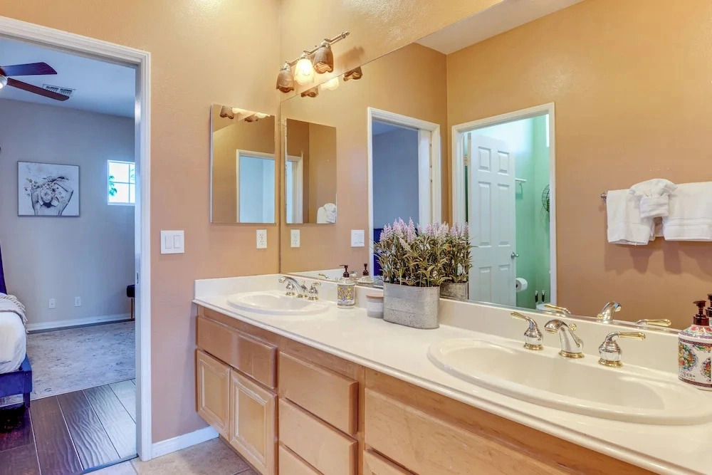 Country Club Perks! Indio Golf Haven on Fairway