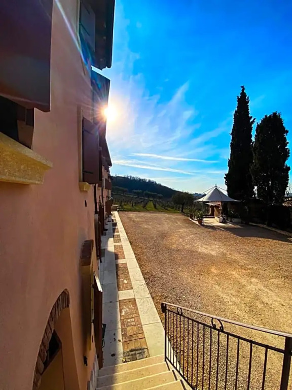 ANTICA CORTE AL MOLINO di Roberto Mazzi Winery- Adults Only