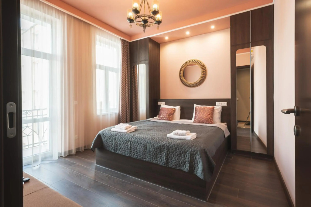 1001 Nights ~ in a Beautiful Two-Bedroom Apartment