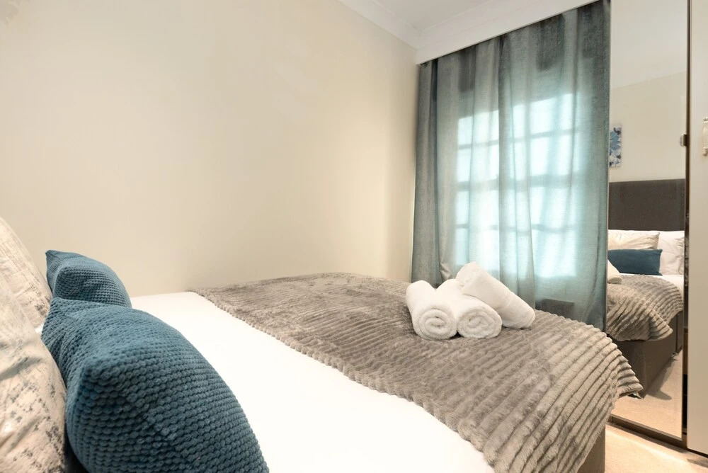 Lovely 3-bed Apartment in North Central London