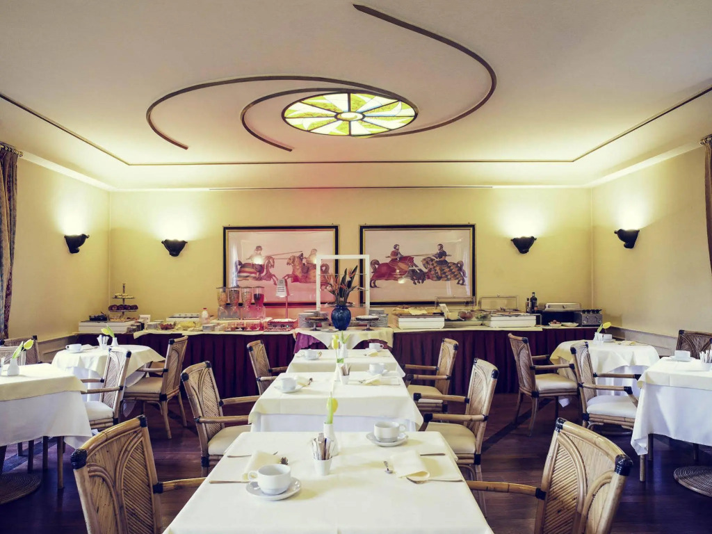 Regency Hotel