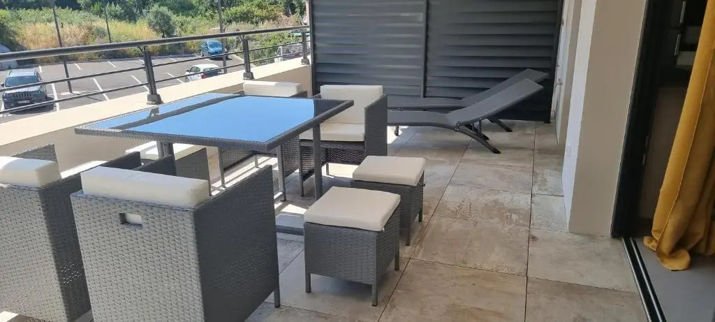 Appartement de 2 chambres avec vue sur la mer et wifi a Porto Vecchio a 5 km de la plage