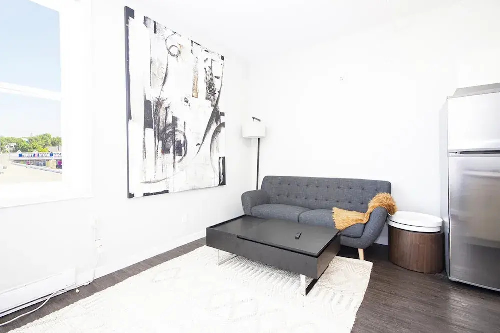 Charming one Bedroom Apartment in St Boniface