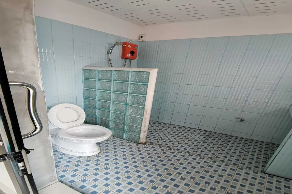 OYO 1167 Ban Pa Rim Khuean