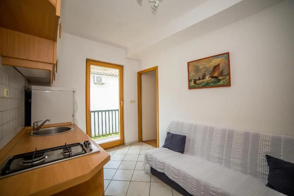 Gulin Apartments