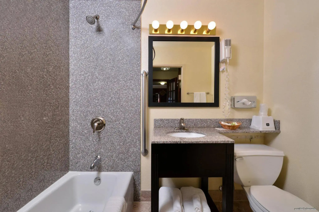 Days Inn by Wyndham St. Charles IL