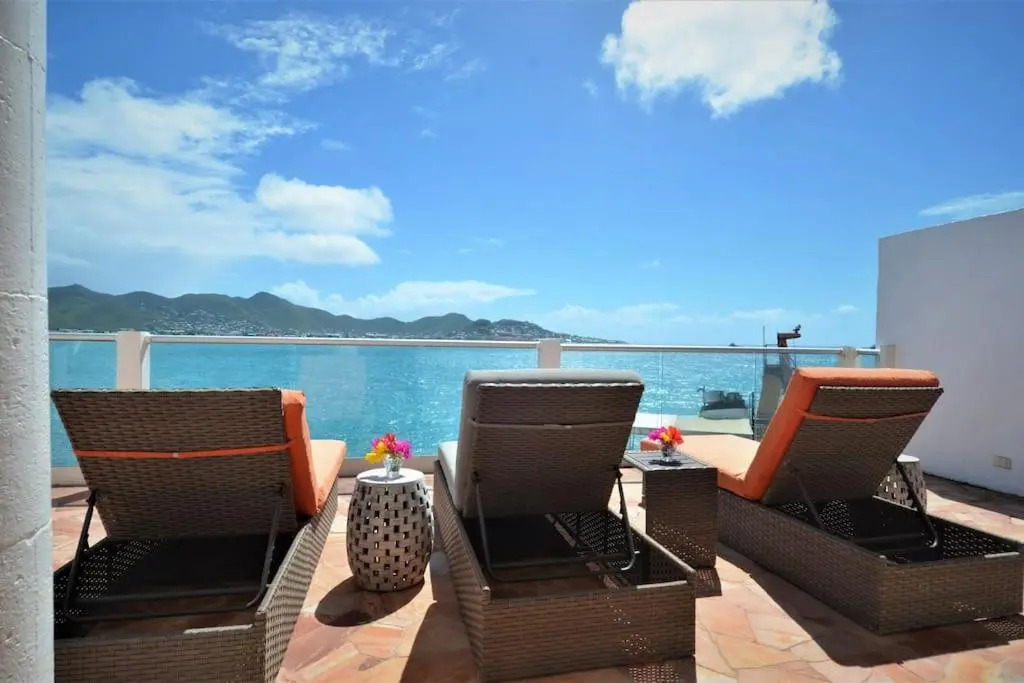 Caribbean Chic ocean front home 3 min to beach