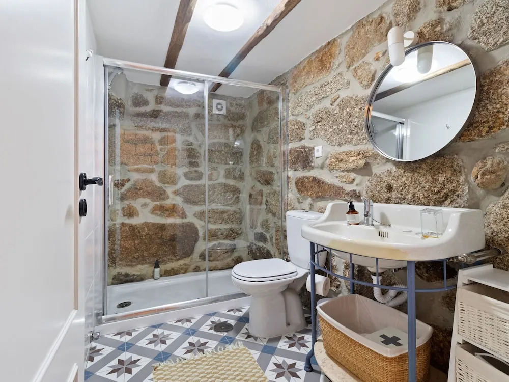 Mansion in Vale Abrigoso - Mezio With Patio