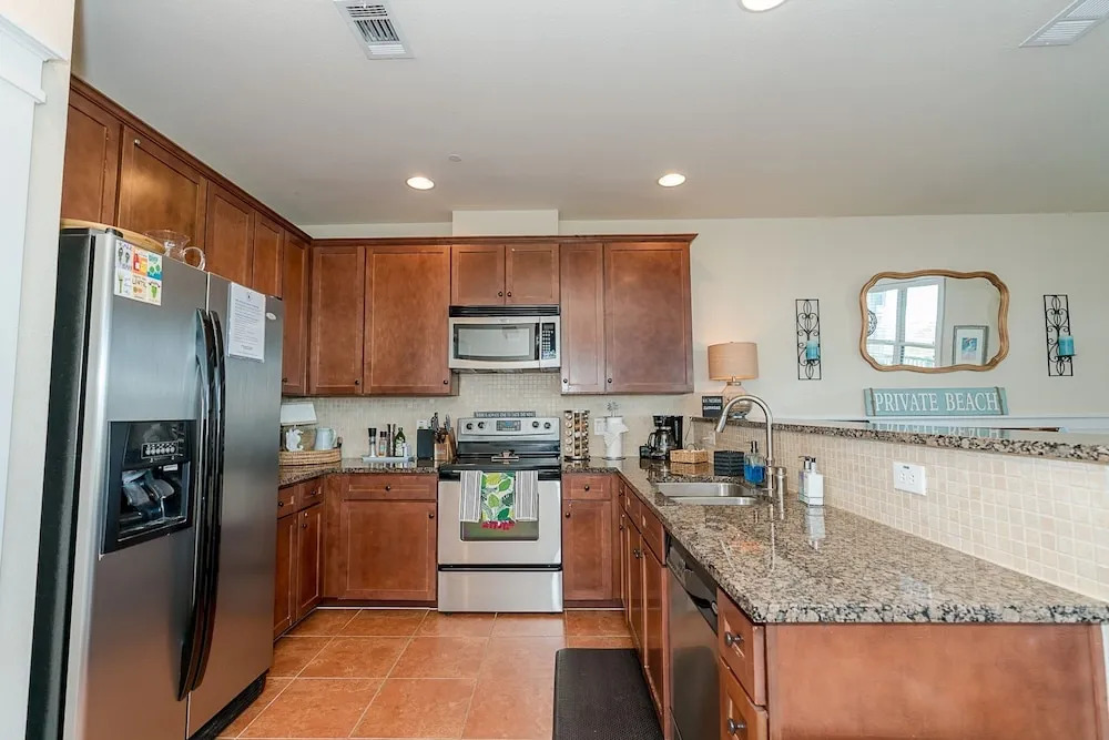 Bay Escape Condo #1820023 3 Bedrooms 2 Bathrooms Condo