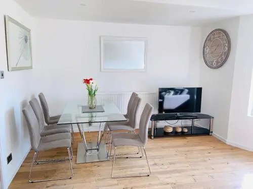 Eldertree Garden Holiday Home