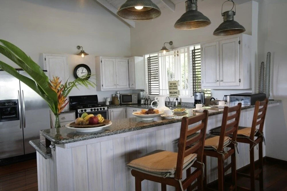 Beautiful Caribbean Style 2-bed Family Villa - Villa Kessi 2 Bedroom Villa by RedAwning