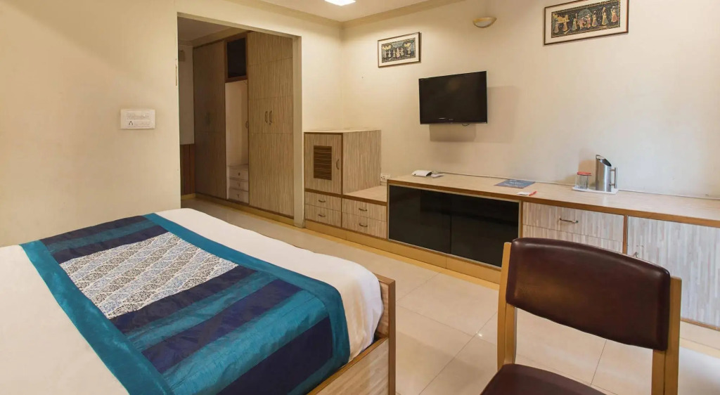 FabHotel Fly View