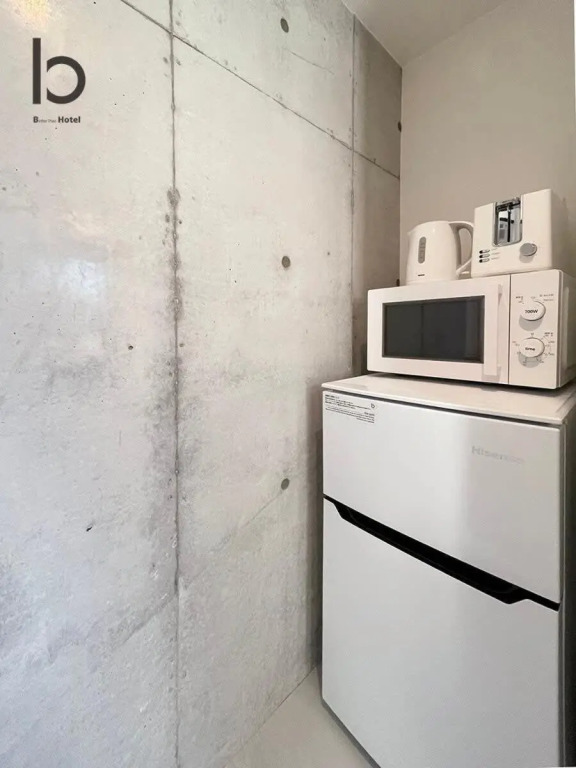 Brand new 1BR apt 5 mins walk to peace park great city view good for 7PPL