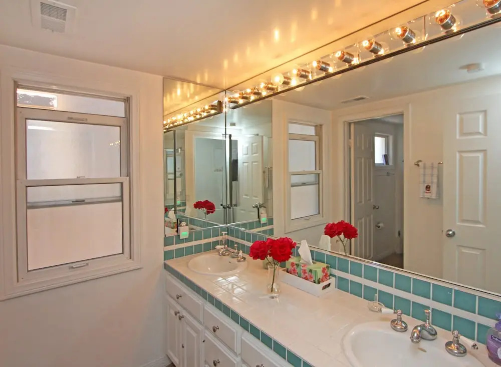 1023 E Balboa B Lus 3 Bedroom Duplex