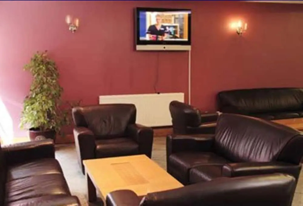 Parkside International Hotel