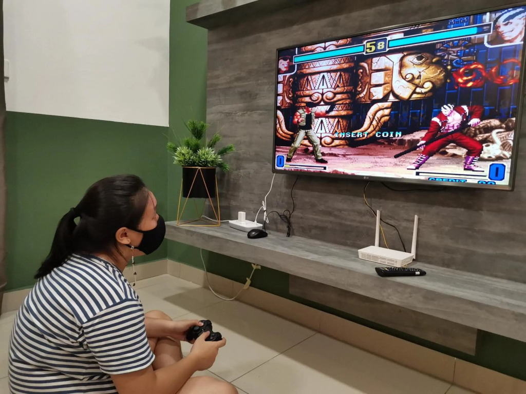 HIJAU Geniehome 2BR1studio Free 99mbps WIFI and Carpark at Utropolis Shah Alam