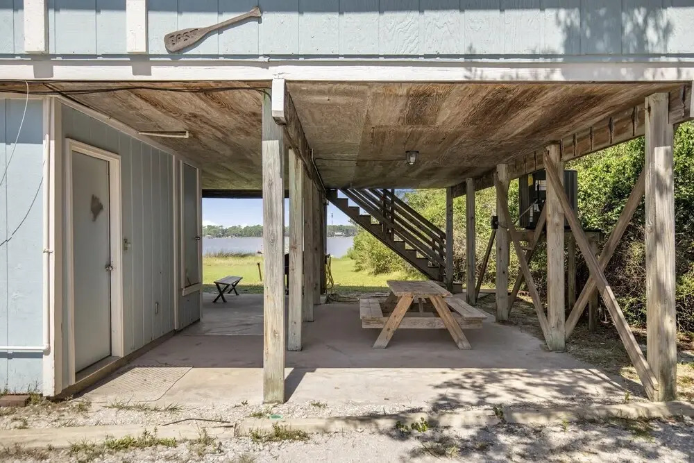 Sail House East