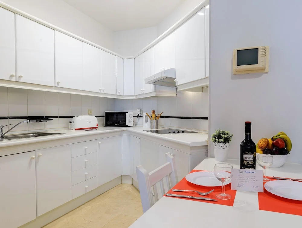Sanabria Park Apartment with Pool