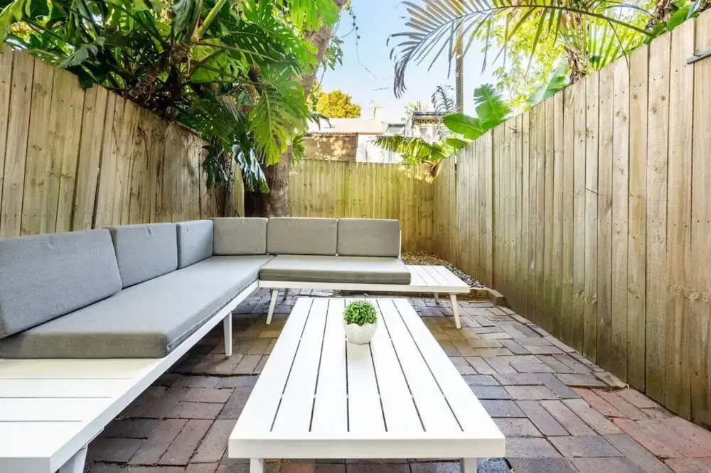 Contemporary 2-bed House in Trendy Enmore